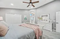 Modern Southwest home w/heated pool oasis - 4-Star