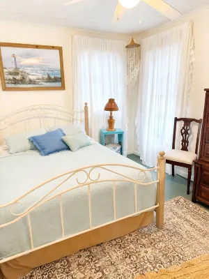 Cottage in Sylvan Beach