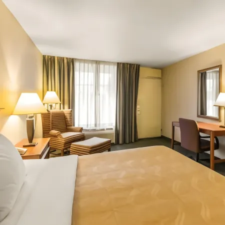 Quality Inn & Suites McDonough South I-75