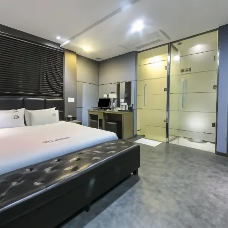 IM Hotel