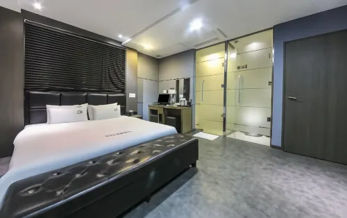 IM Hotel