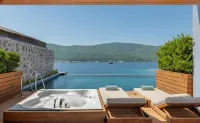 Titanic Luxury Collection Bodrum - Hot Tub