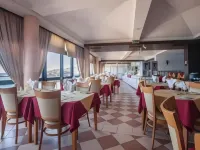 Hotel Sol e Mar Albufeira - Adults Only - breakfast