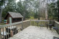 Arbor Pines Oak - walk to downtown Glen Arbor - WiFi