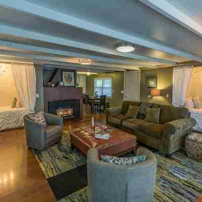 Cottages at Little River Cove Rooms