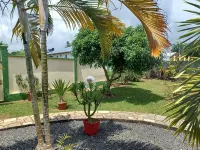 F4 air-conditioned villa with pool and garden for 6 people -  Ferienhäuser