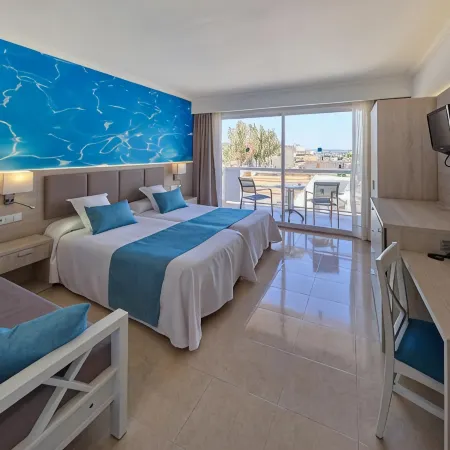 Aparthotel y Hotel Paguera Beach