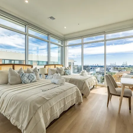 @ Marbella Lane - Sleek Corner Ocean View