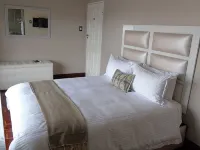 The Musafer Travel Lodge - Airport Shuttle