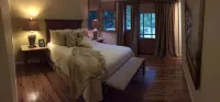 Beautiful Lake Whatcom/Sudden Valley House Rental steps from the water - balcony
