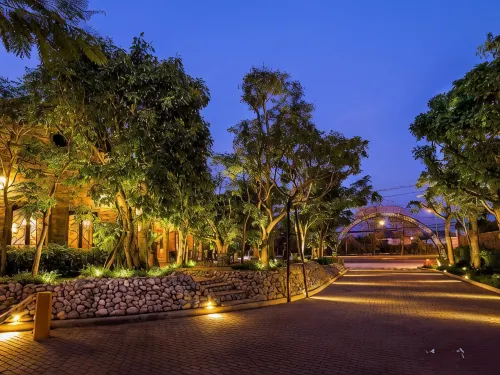 Chateau de bear Nakhonsawan - parking