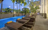 Premier Place Surabaya Airport - Romantic