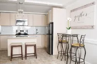 Modern Paradise Island Condo near Atlantis resort & beach - Alloggi