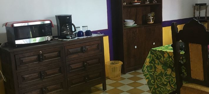 The room it self accessed by a complety private entrance , new matress Ξενοδοχεία στην πόλη Ajijic