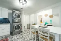 The Funky Flat-steps from Denton's nightlife! - 3 stjerner