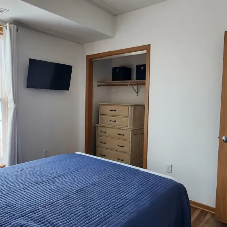 Cute apartment with view of Lake Michigan located downtown Port Washington, WI. Ξενοδοχεία στην πόλη Ozaukee County