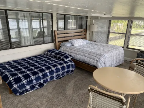 Beautiful Home on Kingsley Lake with Private Dock, 4 Kayaks - 4 estrellas