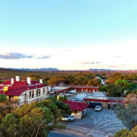 Hawker Hotel Motel
