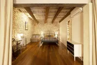 Charming apartment in the historic center of Uzès with air condition and parking - Wifi