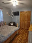 River retreat in Momence, IL. with river access. There is a private dock onsite. - 3-stjärniga