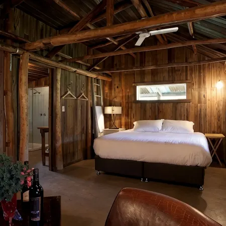 Historic Miners Cottage on Howqua River
