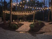 Creekside Tiny house in fantastic Monteagle! Quick hike to waterfall! - Wi-Fi