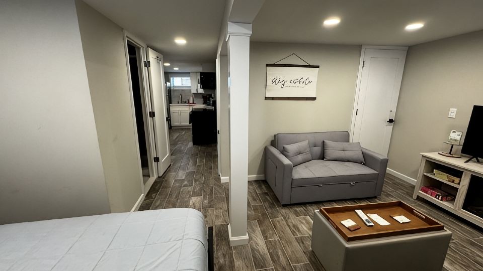 Cozy New Apartment in North Massapequa
