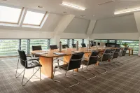 Raheen Woods Hotel - 4-Star