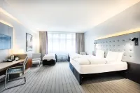 Premier Inn Köln City Mediapark - 4 Yıldız