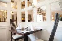 The Treebridge Hotel - bar