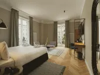 Flaner Hotel, WorldHotels Crafted Hoteles cerca de Plaza Defilad