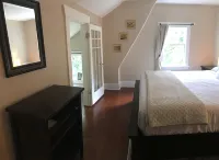 Spacious and charming home in a park-like setting - 3-Star