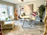 Spacious, Stylish and right in the middle of everything awesome. - 3-Star
