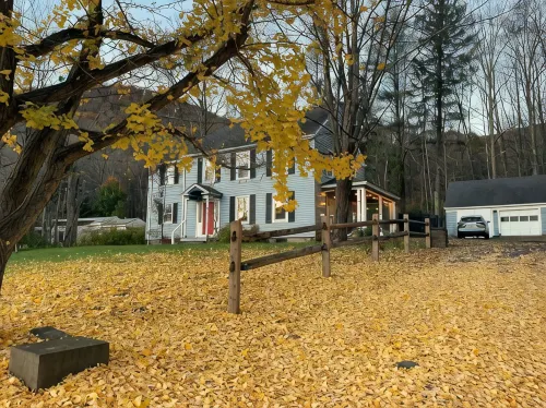 Inviting, Cozy Catskills Home - Primed for Fall! - 4 estrellas