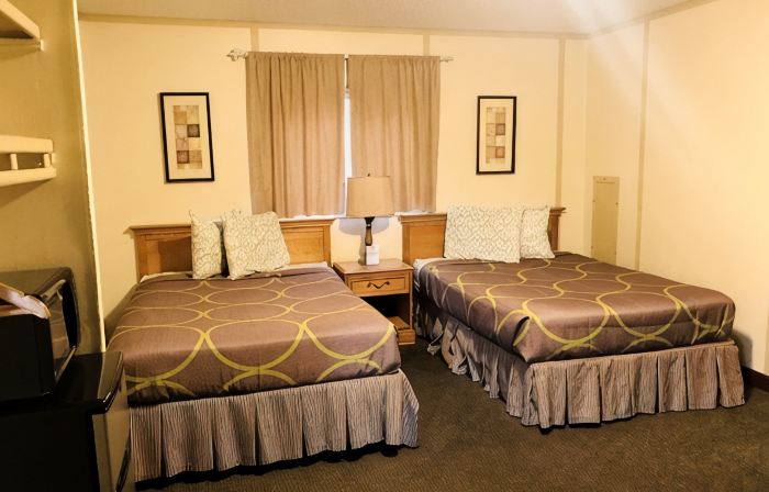 Marinette Inn