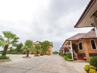 Eitanic Resort - Resorts