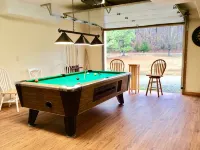 White River trout fishing/reunion getaway in Flippin AR w/boat ramp & game room - 4-stjärniga