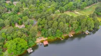 Lake Front - Hot Tub - Great Views - Fire Pit - Kayaks - Holly Lake Ranch - 4-Star