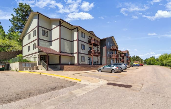 2 Bedroom/2 Bath Condo with Full Kitchen in the Heart of the Black Hills.