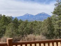 Cowboy Cabin in the Mountains - Quiet Getaway - 2 tähden