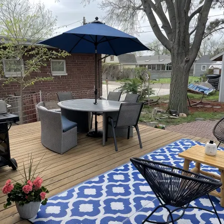 RARE FIND! 4BR, 2BA Home W/Deck/Grill/Fireplaces. Pet Friendly w/ fenced in BY