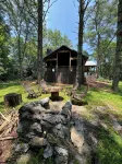 Relaxing Bright Mountain Getaway w/ Hot tub - Newly Renovated Cashiers Area Home - WiFi