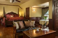 Hilltop Manor B&B - Parkplatz