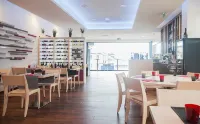 Spark by Hilton Milan Linate Airport - Breakfast