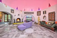 The Rass Mandal Residence:  A Unique Oasis for Families, Reunions & Getaways - 5성급