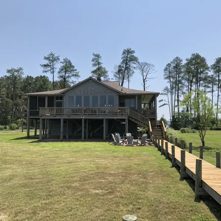 Beach House on Chesapeake Bay!