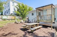 Shem Shack-Old Village 5 mins to Beach - Bungalows