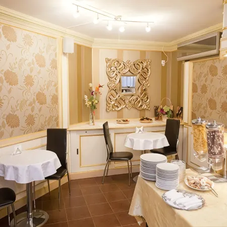 Monte Carlo Palace Suites