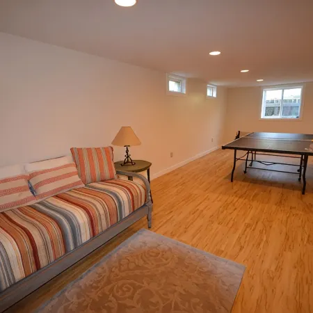 Spacious Farm House on the working historic Story Ranch, private river access