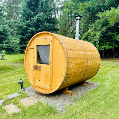 Charming Farmhouse, Sauna - 4 bedrooms, WiFi, AC in Upper Jay